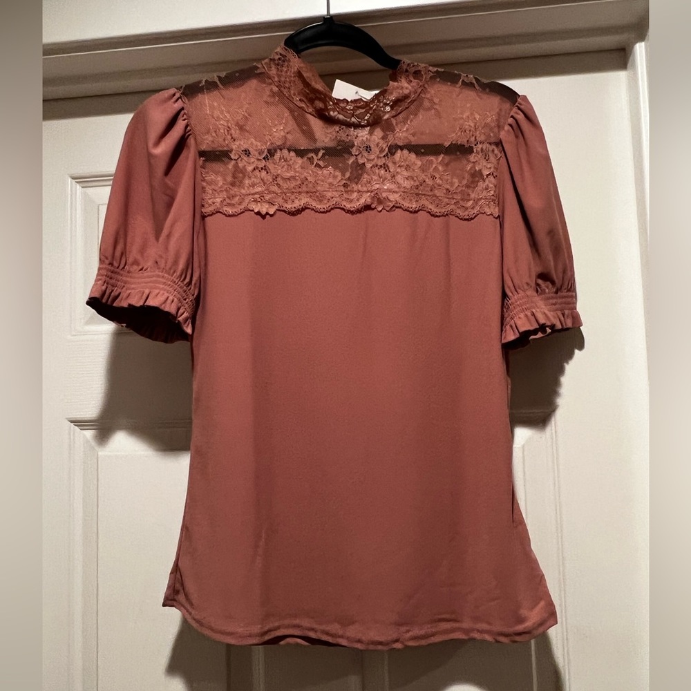 Cute lace top brand new with tags